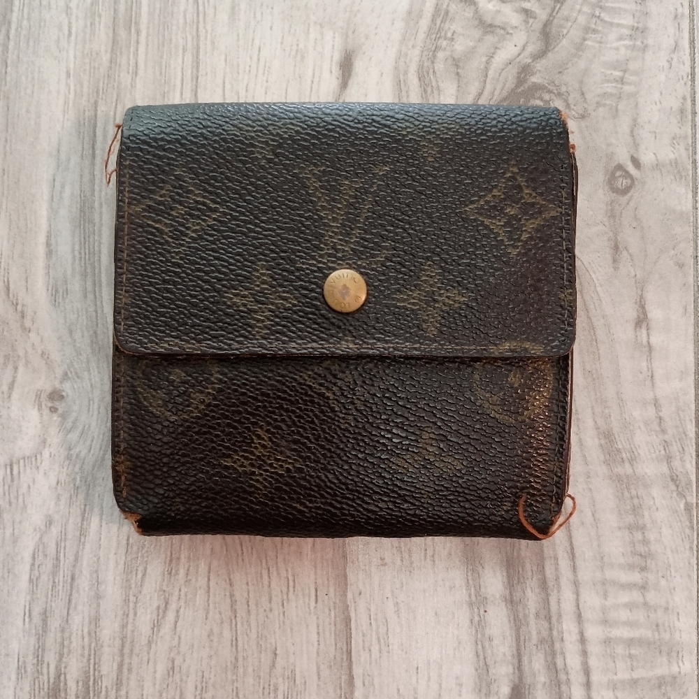 Authentic Louis Vuitton Monogram Porte Monnaie Billet Carte Credit Wallet